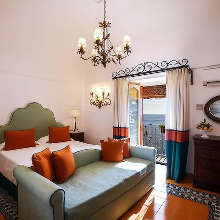 Buca Di Bacco Szálloda Positano