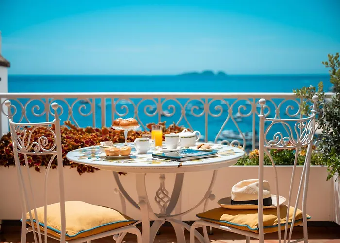 Buca Di Bacco Ξενοδοχείο 4*