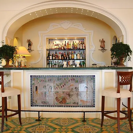 Buca Di Bacco מלון