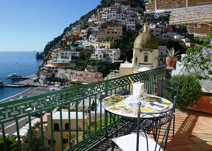 Buca Di Bacco Hotel Positano