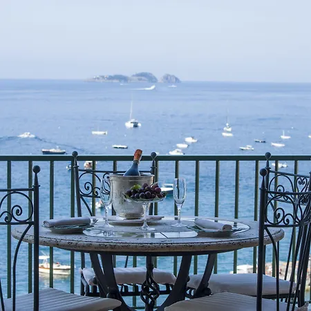 Hotel Buca Di Bacco 4*