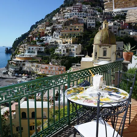 Buca Di Bacco Hotel Positano