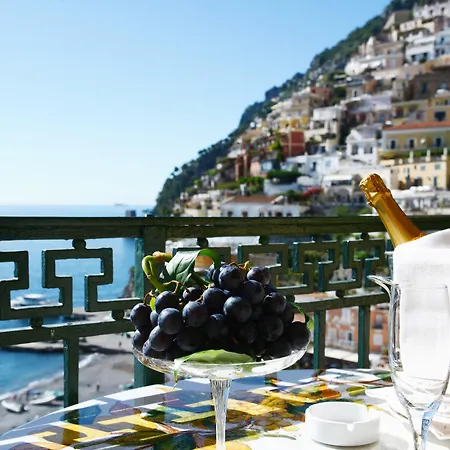 Buca Di Bacco Готель