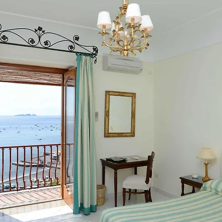 Buca Di Bacco Hotel 4*