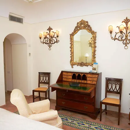 Buca Di Bacco Hotel Positano